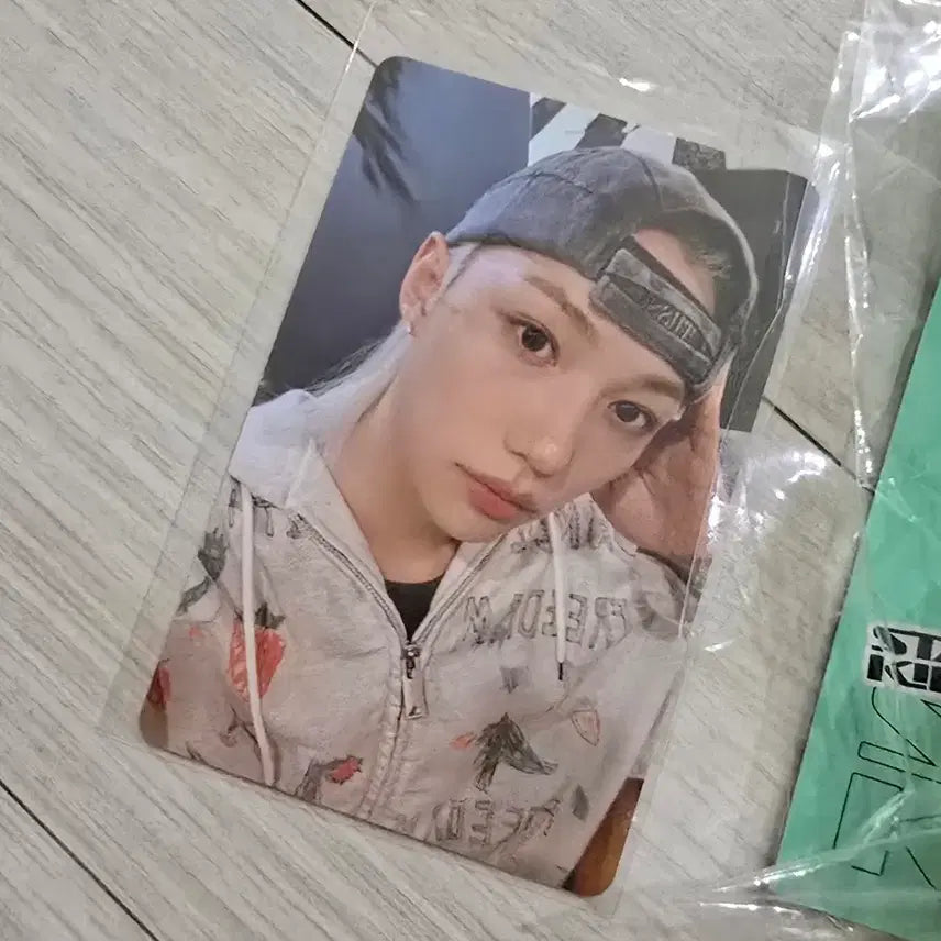 [BUNJANG] This &amp; That Popup ARri Grip Tok with Photocard / 뽁아리 그립톡 (포카 포함) 디스앤댓 팝업