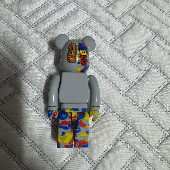 [BUNJANG] Bape Medicom Toy Bearbrick 30th Anniversary 100% / 마지막 가격!!베이프 베어브릭 메디콤토이 30주년 100%만 판매
