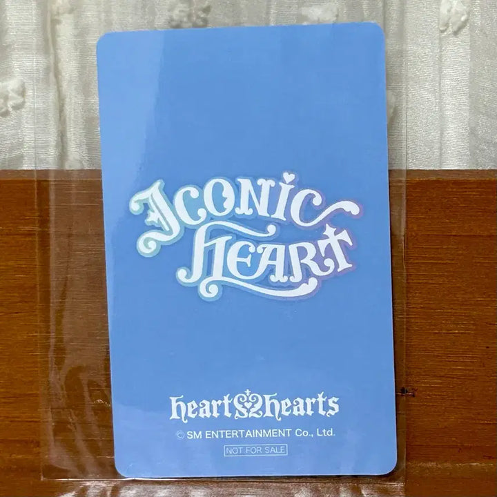 [BUNJANG] Hats To Hearts Iconic Heart Universal POB Aina Photocard / 하츠투하츠 아이코닉 하트 유니버셜 특전 에이나 포카 양도 일본 앨범 미공포