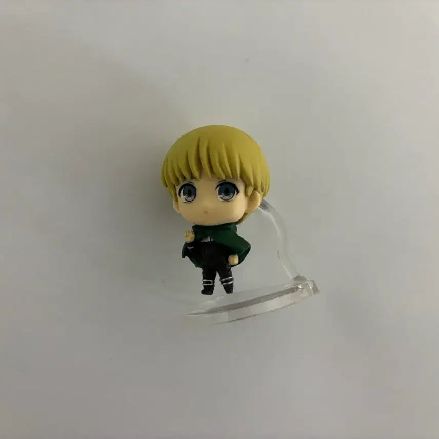 [BUNJANG] Attack on Titan Armin Arlert Standing Figure / 진격의 거인 아르민 스탠딩 가챠 판매