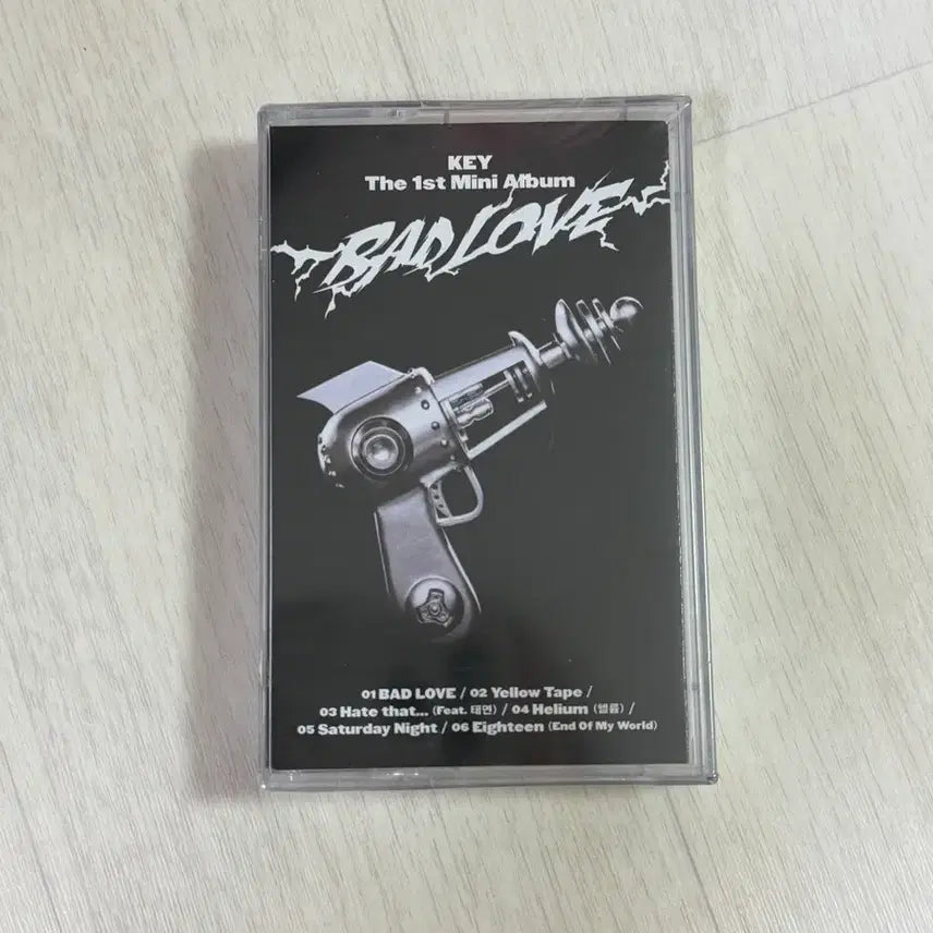 [BUNJANG] SHINee Key Bad Love Cassette Tape (Sealed) / 키 김기범 기범 배드러브 카세트 테이프 샤이니