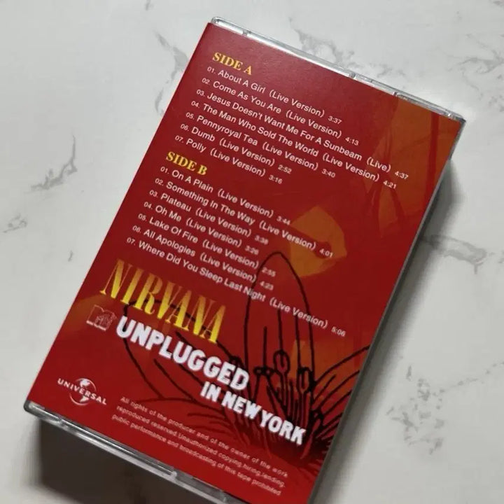 [BUNJANG] Nirvana MTV Unplugged In New York Limited Edition Cassette Tape / 너바나 MTV Unplugged In New York 카세트 테이프