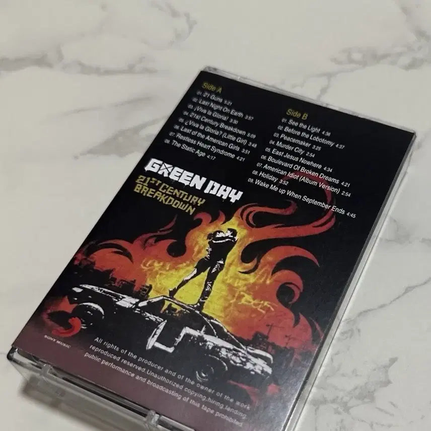 [BUNJANG] Green Day 21st Century Breakdown Limited Edition Cassette Tape / 그린데이 21st Century Breakdown 카세트 테이프