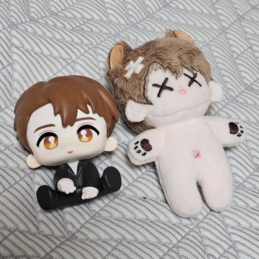 [BUNJANG] Park Minseong Seated Figure &amp; Plush Bundle Set / 괴출 괴담출근 박민성 기절민성 솜인형 모두앉아 피규어 일괄
