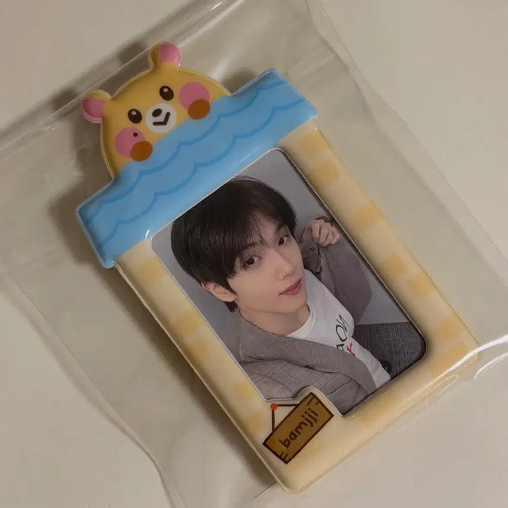 [BUNJANG] NCT DREAM Jisung Line Friends Dreamies Bamjji Photocard Holder Stand with Photocard / (원가 이하) 엔시티드림 지성 라인프렌즈 드리미즈 밤찌 포토카드 홀더 스탠드 포카 포함 jisung nctdream