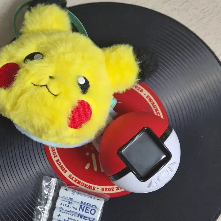 [BUNJANG] Pokemon Pokémon Ball + Pouch Set (Pokemon Tamagotchi Takara Tomy) / 포켓몬 포케나데 몬스터볼 + 파우치 세트 판매합니다. (포켓몬 다마고치 타카라토미)