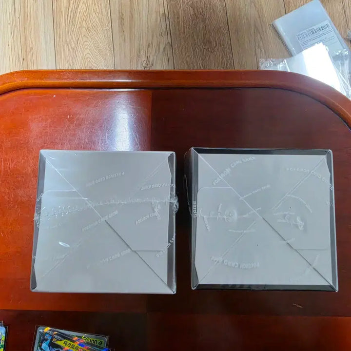 [BUNJANG] Black Bolt + White Flare Box Set / 블랙볼트 + 화이트플레어 박스 세트로 판매합니다