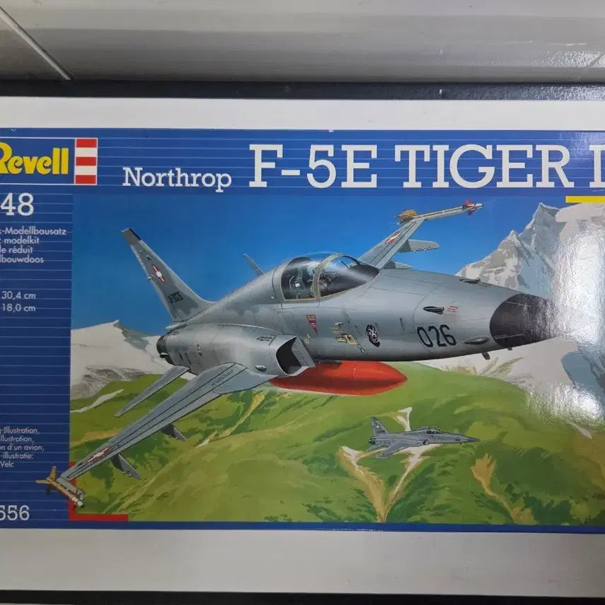 [BUNJANG] Revell 1/48 Northrop F-5E Tiger II Plastic Model Kit (Discontinued) / [절판/희귀] 레벨(Revell) 1/48 Northrop F-5E TIGER II 프라모델