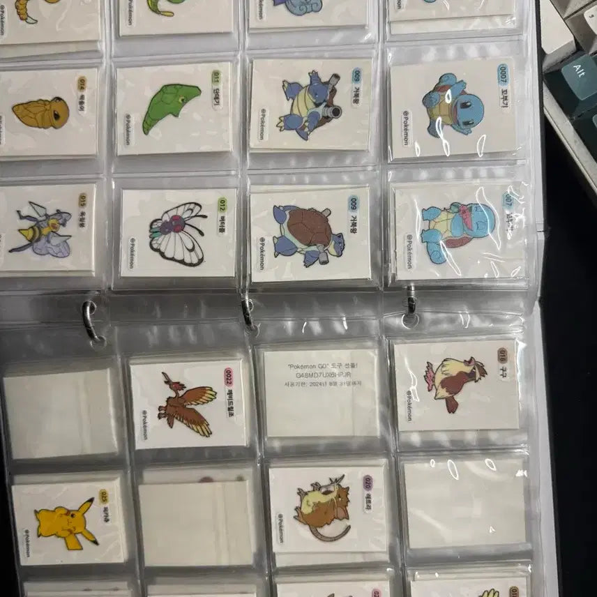 [BUNJANG] Pokemon Gen 1 Stickers (137 pcs) with Binder / 포켓몬 띠부씰 1세대 137장 바인더 포함