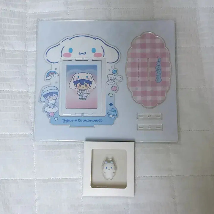[BUNJANG] Playve Cable Protector Mymu + Pwumymu Acrylic Stand Photocard / 케이블프로텍터 몌무+뿌우몌무아크릴스탠드포카 플레이브