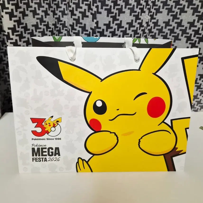 [BUNJANG] Pokemon 30th Anniversary Mega Festa 2026 Pikachu &amp; Magikarp Shopping Bag and Sun Cap / 포켓몬스터 30주년 메가 페스타 2026 피카츄 쇼핑백 잉어킹 피카츄 썬캡