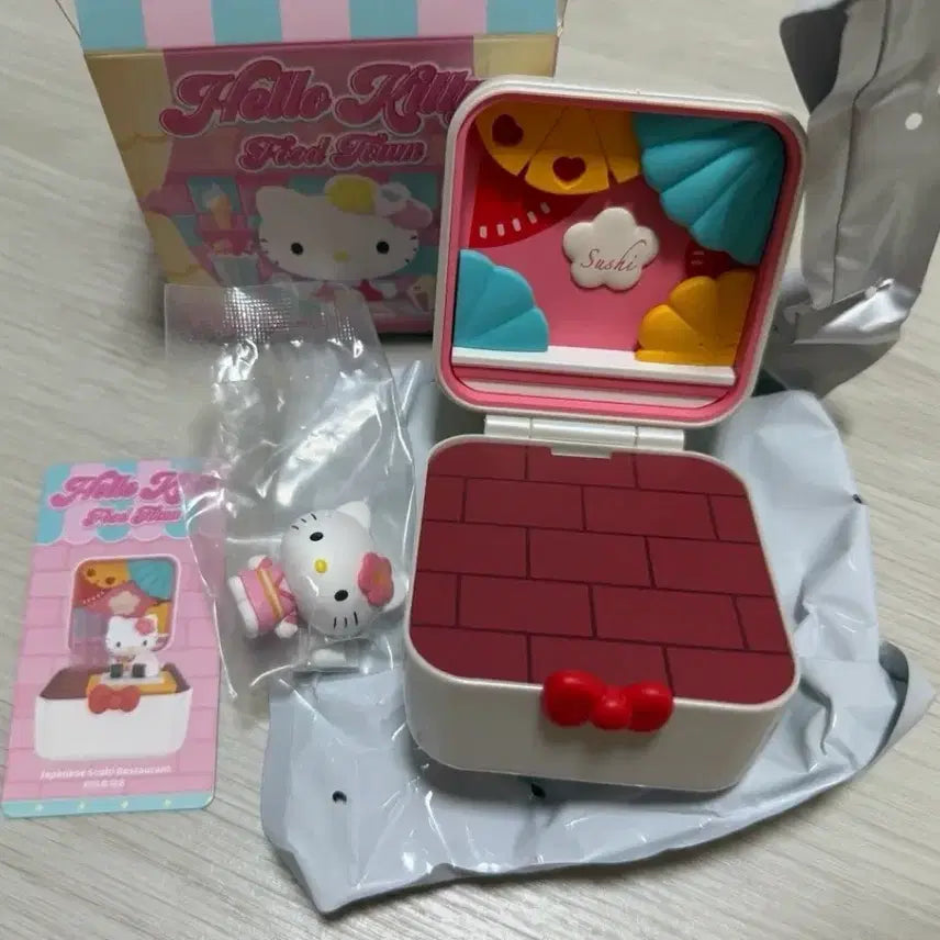 [BUNJANG] Sanrio Hello Kitty Food Town Popmart Figure - Sushi Restaurant Version / 산리오 헬로키티 푸드타운 팝마트 피규어