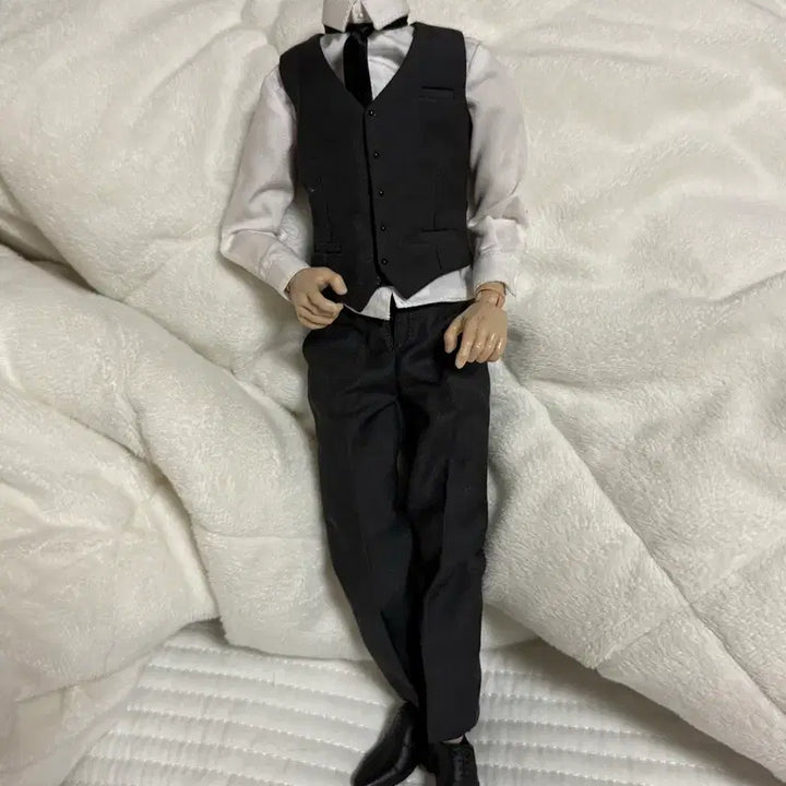 [BUNJANG] 1/6 Scale 12-inch Figure Three-Piece Suit Set / 1/6 12인치 피규어 쓰리피스 정장 세트
