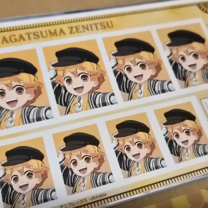 [BUNJANG] Demon Slayer Zenitsu Agatsuma Photocard, ID Photo, and Bromide Set / 귀멸의 칼날 젠이츠 포토카드, 증명사진, 브로마이드 세트