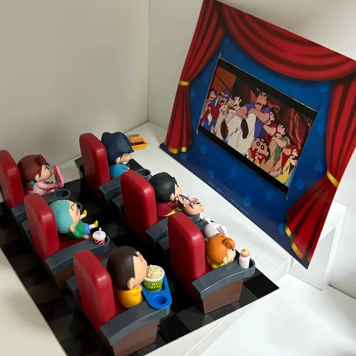 [BUNJANG] Crayon Shin-chan Cinema Diorama Figure Set / (단순전시)짱구 영화관 시네마 피규어 리멘트 일괄 판매 디오라마