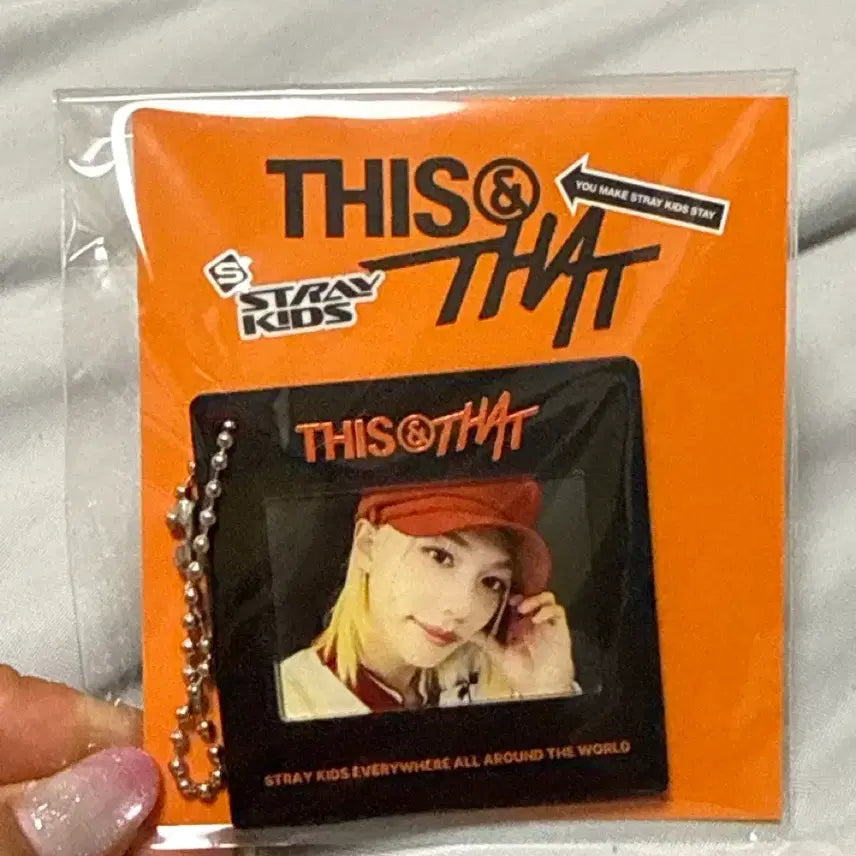 [BUNJANG] Stray Kids SKZOO DESSERT MANSION Felix Photocard Ring / 스키즈 디스앤뎃팝업 필릭스 포토키링