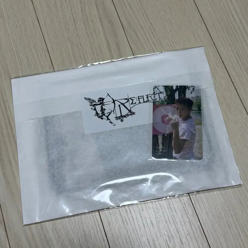 [BUNJANG] Park Ji Hoon Reflect Pop-up Fabric Poster Type B / 박지훈 리플렉트 팝업 패브릭 포스터 타입B 미개봉 새상품