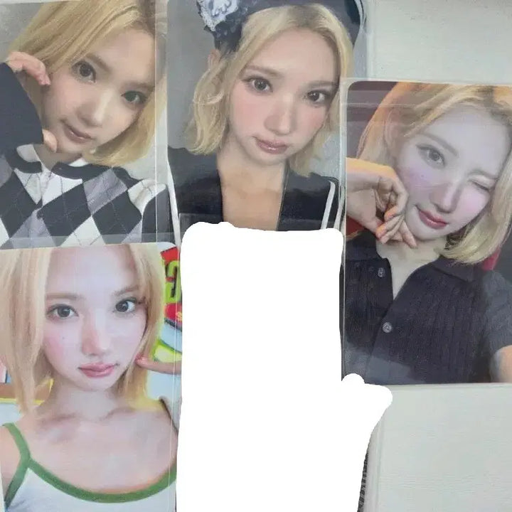 [BUNJANG] HA:TU:HA Jiwoo 4 Photocards Bundle Set / 하투하 지우 3장 일괄 양도