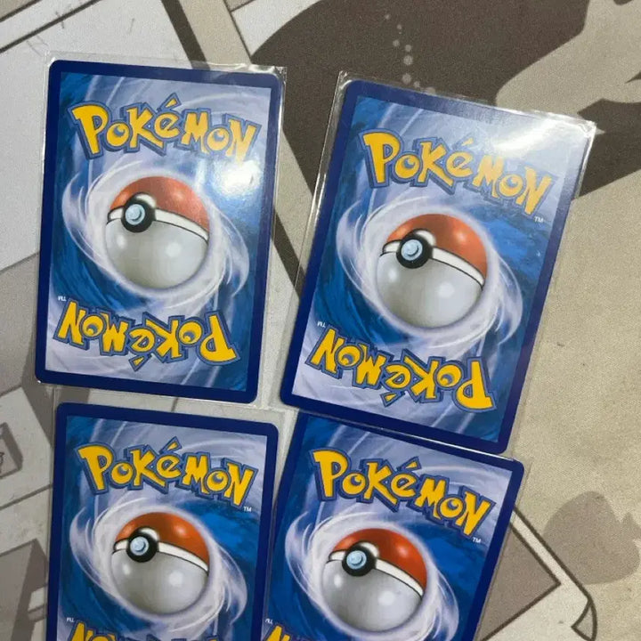 [BUNJANG] Pikachu Pokémon Card 7-Piece Set / 피카츄 포켓몬 카드 7종 세트