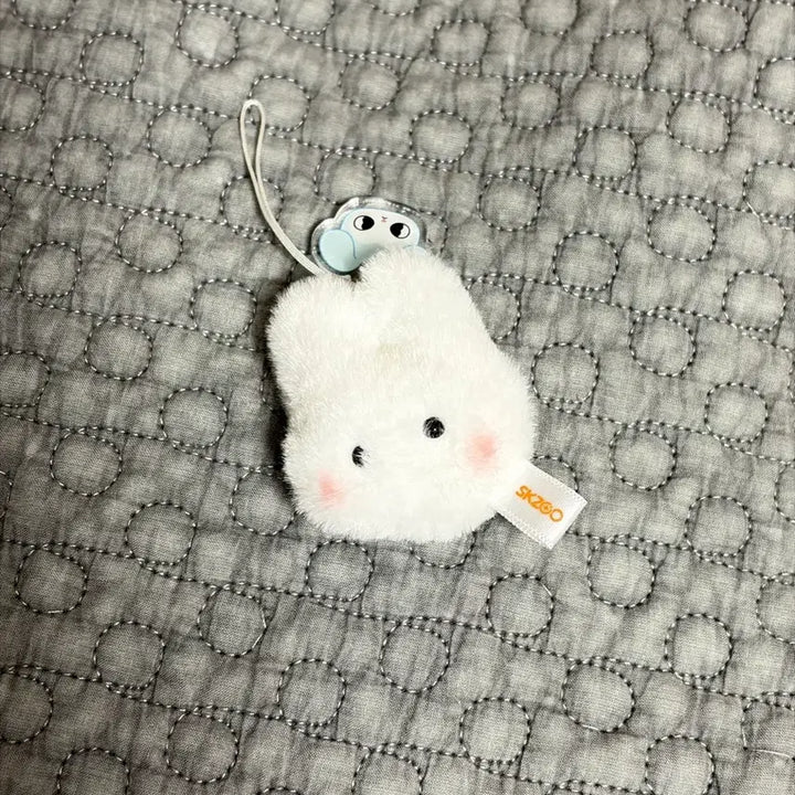 [BUNJANG] Stray Kids Run Away Concert Exclusive Gift Perfume Ppfim Fan Ribbit Pom Pom Keyring / 스키즈 런잇 콘서트 입장 기프트 퍼핌 부채 리빗 폼폼키링 양도합니다