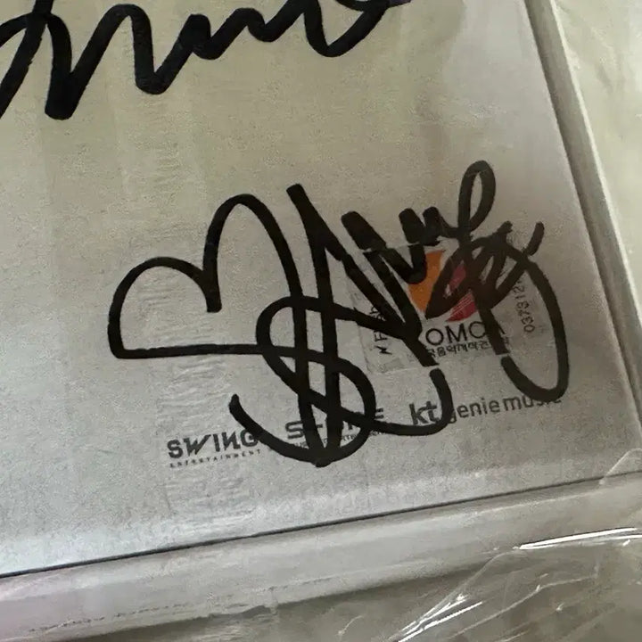 [BUNJANG] IOI Signed Album / IOI 아이오아이 친필 싸인 앨범