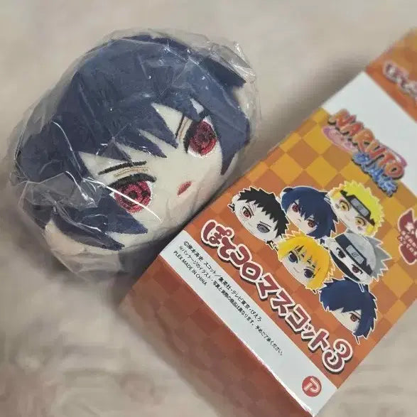[BUNJANG] Naruto Tsumu PoteColo Sharingan Sasuke Plush (Sealed) / 나루토 쯔무 포테코로 사륜안  우치하 사스케 인형미개봉