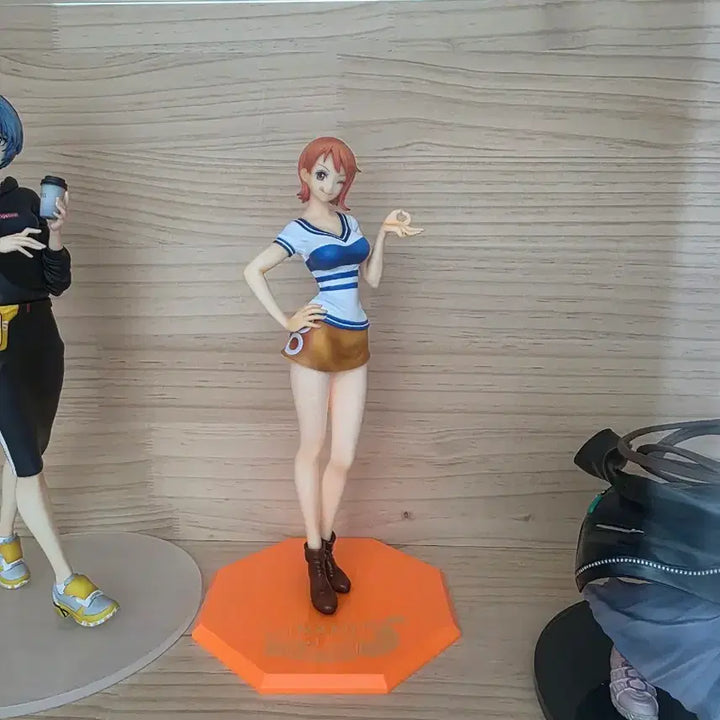 [BUNJANG] One Piece Nami Figure / 원피스 나미 피규어 판매합니다