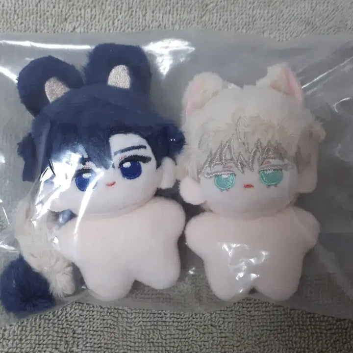 [BUNJANG] BBuriEopneunNamu Heeseo Taekyung 5cm Doll New / 뿌리없는나무 뿌없나 희서 태경 속성 5cm 인형 새상품