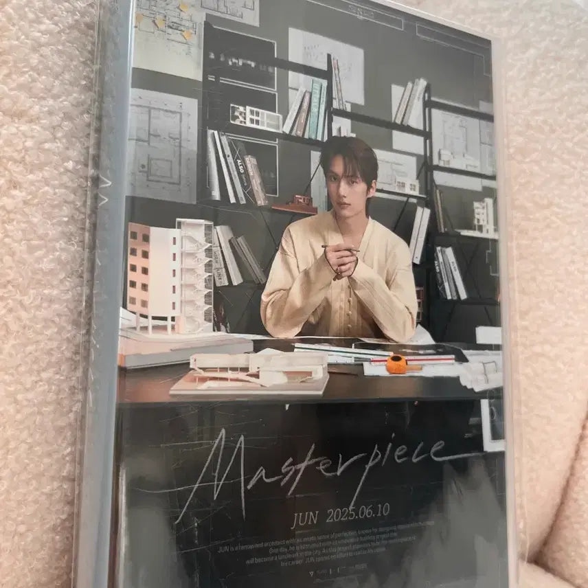 [BUNJANG] SEVENTEEN Jun Birthday Box ver.4 (Sealed) / [미개봉][새상품]SEVENTEEN 준 생일박스 ver4.