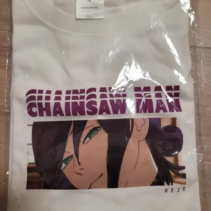 [BUNJANG] Chainsaw Man Makima Theater Edition Reze Edition Goods MOVIC T-Shirt - Reze / 미개봉) 체인소맨 극장판 레제편 굿즈 무빅 반팔 티셔츠 - 레제