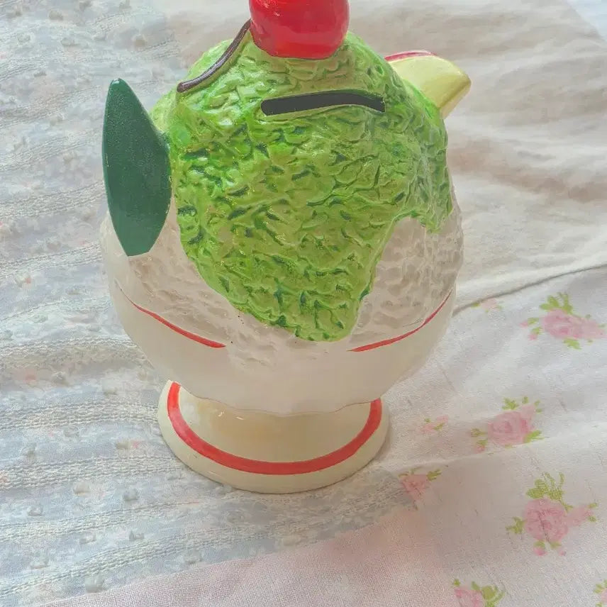 [BUNJANG] Vintage Melon Bingsu Piggy Bank / 고전 빈티지 레트로 메론 멜론 빙수 저금통 오브제