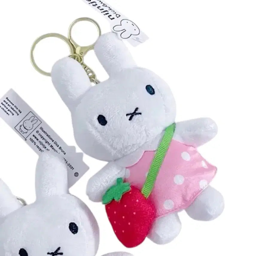 [BUNJANG] Miffy Pink Dress Strawberry Bag Doll Keychain / 미피 핑크 원피스 딸기 가방 인형 키링