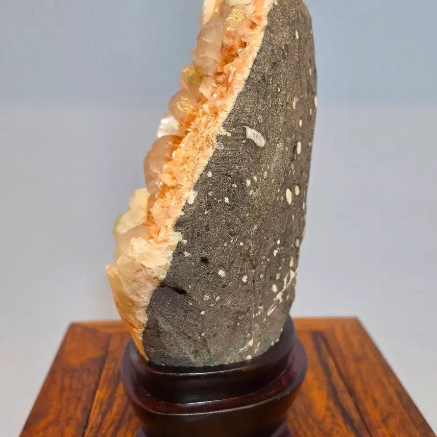 [BUNJANG] Color Mineral Suiseki Stone / 26081813 좋은 기운을 내뿜는 컬러가 영롱한 광물 원석 수석 팝니다