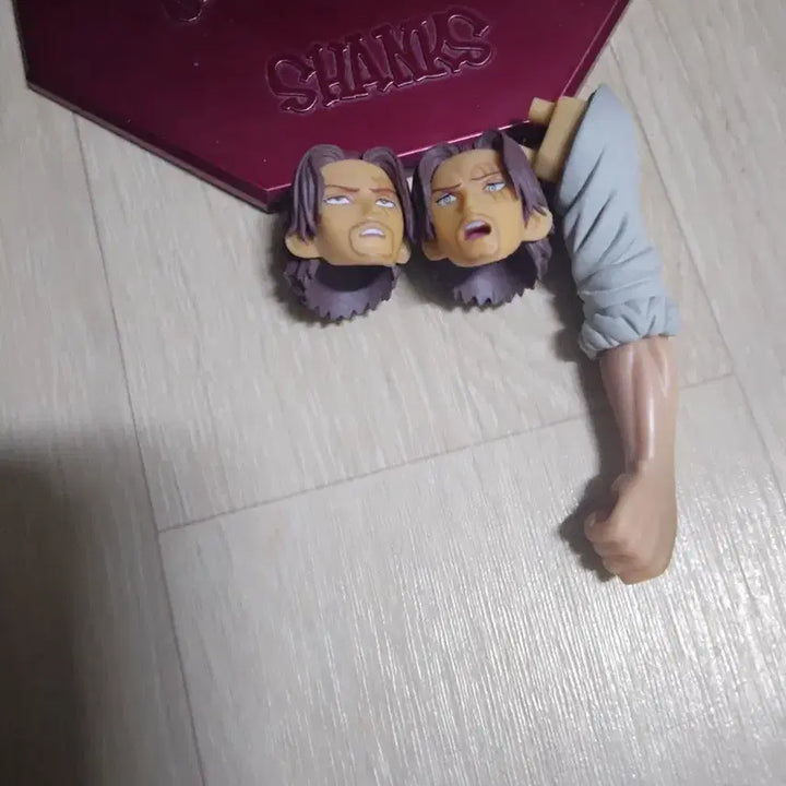 [BUNJANG] One Piece Shanks POP Figure / 원피스 샹크스 pop 피규어