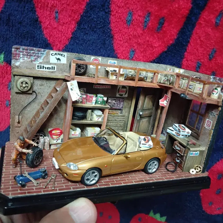 [BUNJANG] 1/43 Scale Warehouse Garage Diorama (Personal Handcrafted) / 1/43 창고 정비소 디오라마(개인자작품)