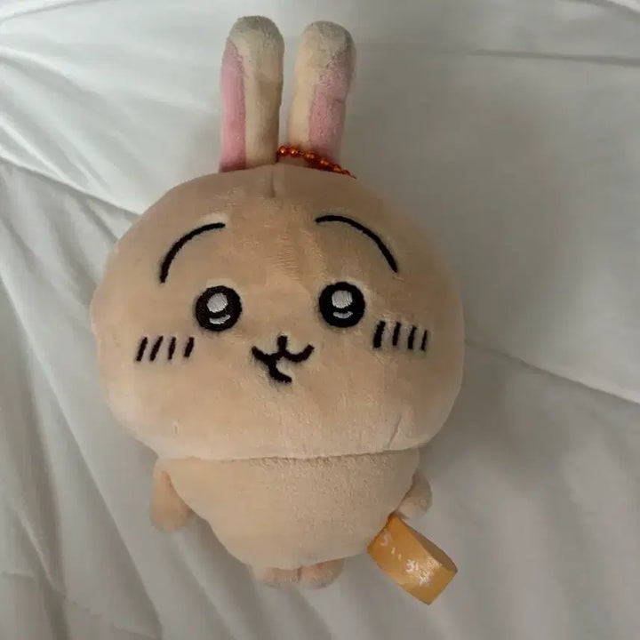 [BUNJANG] Chiikawa Usagi Plush Keychain / 치이카와 먼작귀 우사기 인형 키링