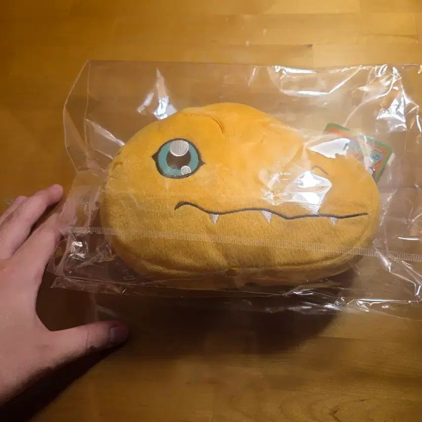 [BUNJANG] Agumon Head Pouch / 디지몬 아구몬 머리 파우치