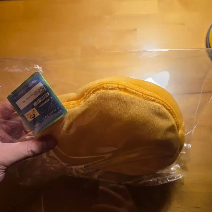 [BUNJANG] Agumon Head Pouch / 디지몬 아구몬 머리 파우치