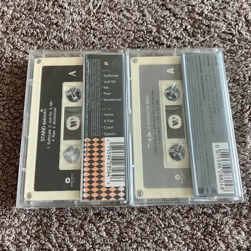 [BUNJANG] Staind - Dysfunction (2nd Album) (1999) / The Horizon Is Gone (4th Album) (2003) - Unsealed Cassette Tape Bundle / 90~00년대 미국의 포스트 그런지 뉴메탈 밴드 스테인드 Staind 메이저 데뷔 음반 정규 2집 4집 앨범 국내 라이센스 미개봉 카세트테이프