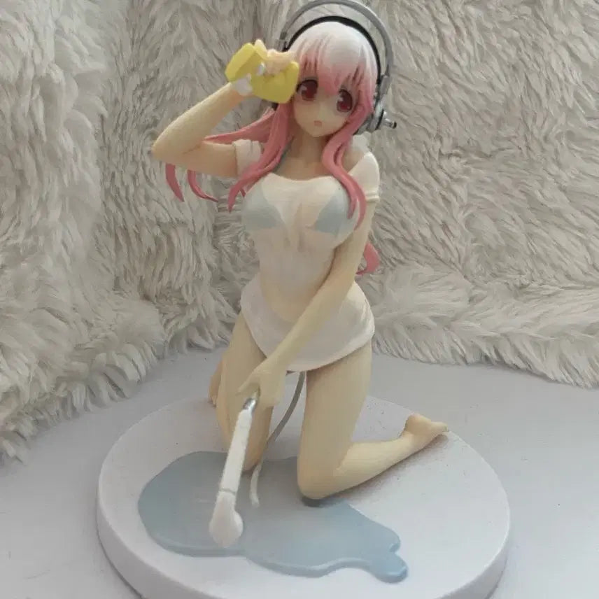 [BUNJANG] Super Sonico Figure / 슈퍼소니코 피규어