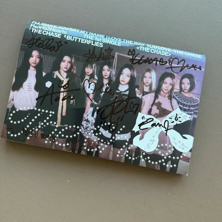 [BUNJANG] Hearts to Hearts Debut Album Signed CD / 하츠투하츠 데뷔앨범 친필 싸인