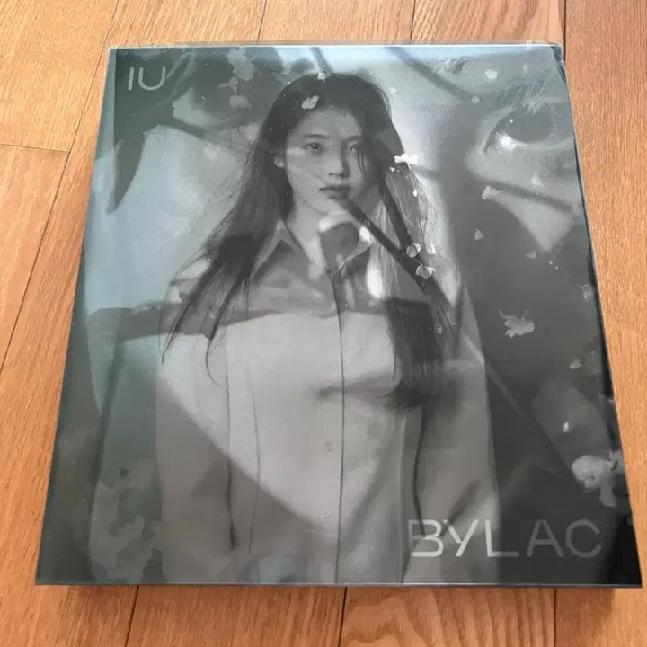 [BUNJANG] IU BYLAC Album / 아이유 앨범 바일락