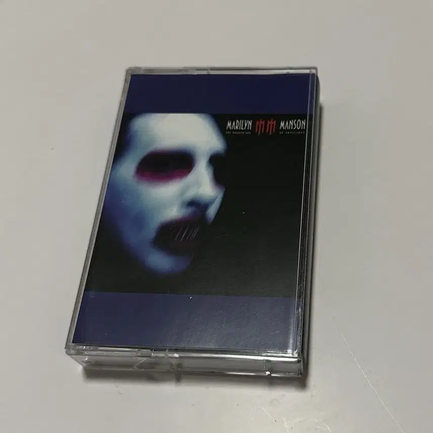 [BUNJANG] Marilyn Manson The Golden Age of Grotesque Limited Edition Cassette Tape / 마릴린 맨슨 The Golden Age of Grotesque 카세트 테이프