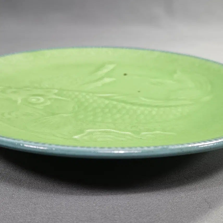 [BUNJANG] Large Joseon Dynasty Porcelain Plate with Fish Motif / 물고기 문양이 들어있는 큼직한 왜사기 접시