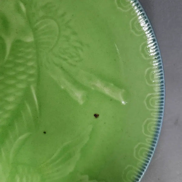 [BUNJANG] Large Joseon Dynasty Porcelain Plate with Fish Motif / 물고기 문양이 들어있는 큼직한 왜사기 접시