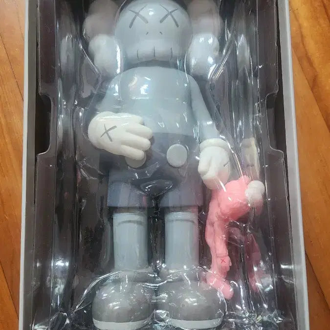 [BUNJANG] KAWS Sesame Street Collaboration Figure / 카우스와 세서미 콜라보 피규어