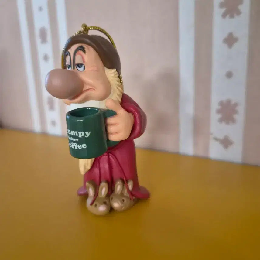 [BUNJANG] Hallmark Disney Snow White Grumpy Figurine / 홀마크 디즈니 백설공주 난쟁이 그루피 피규어