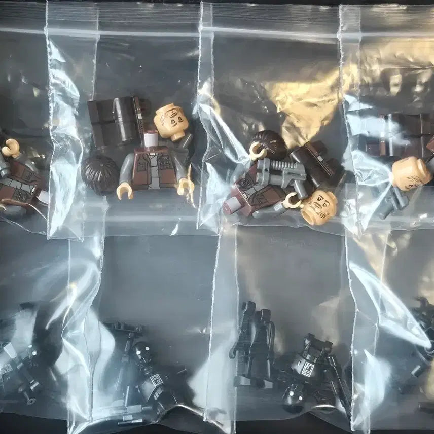 [BUNJANG] Lego Cassian Andor &amp; K2SO Minifigure Bundle Set / 레고 카시안 안도르, k2so 일괄