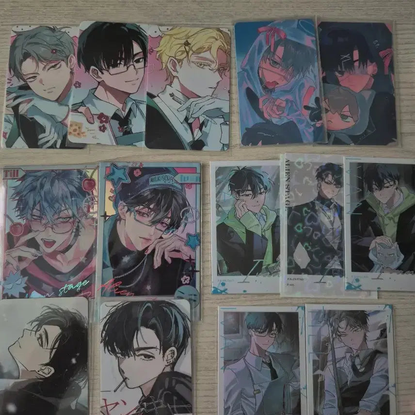 [BUNJANG] Alien Stage ACStage Unofficial Photocard &amp; Sealed Can Badge Bundle Set / 에일리언 스테이지 에이스테 비공굿 포카 캔뱃지 일괄