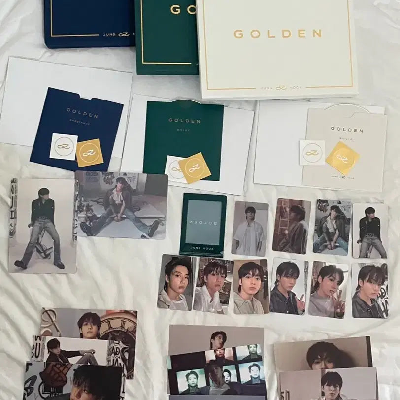 [BUNJANG] Jungkook Golden Album Set (Jk, Bangtan) Photocard, Postcard / 얼리버드 특전 포함) 정국 골든 앨범 세트 golden 포카 엽서 jk 방탄